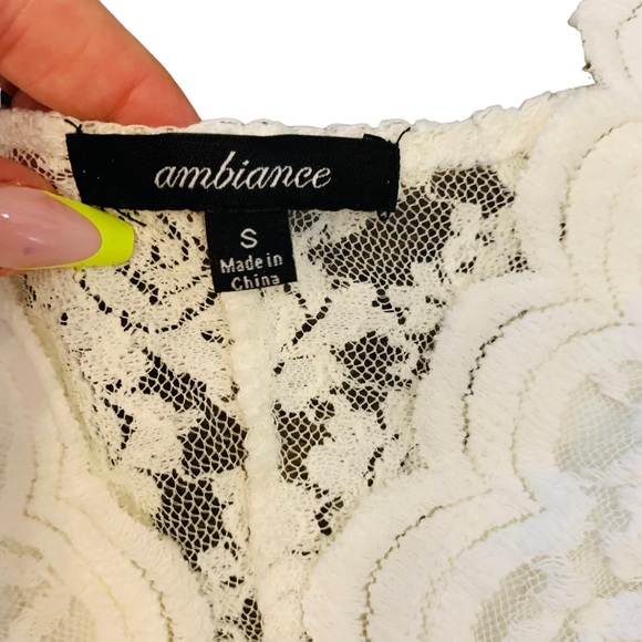 V-NECKLINE LACE BODYSUIT White Small 3286 - Picture 6 of 9